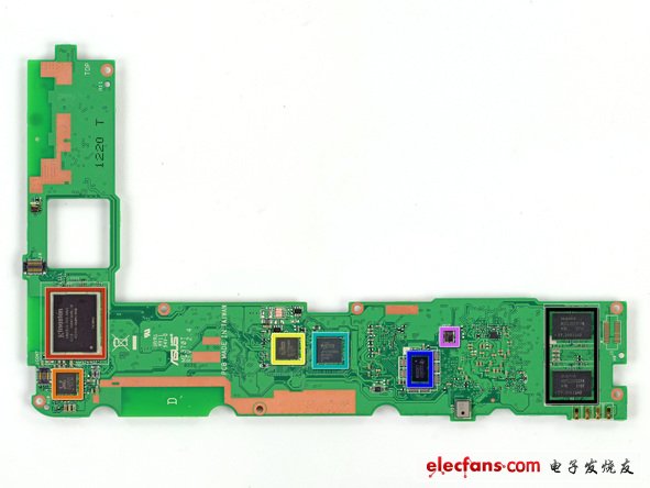 主板的另外一面也同樣布滿了芯片，都有：Kingston KE44B-26BN/8GB 8GB 閃存；RMC ALCS642；ELAN eKTF36248WS；ELAN eKTH10368WS；Texas Instruments 22C96ST；TI20 MI60；Hynix HTC2G83CFR DDR3 RAM