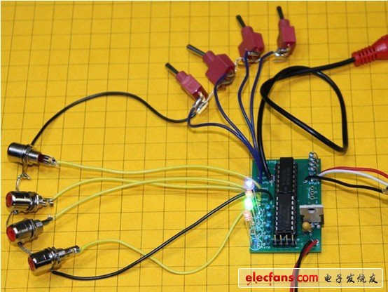 按照PCB上的記號焊接元器件到板上