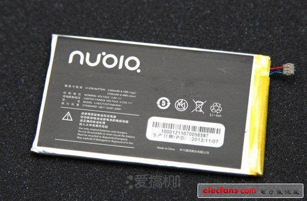 真值3456？拆開nubia Z5一探究竟